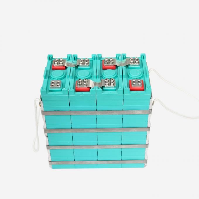 Les véhicules électriques font un cycle profondément la batterie de voiture de pp Shell Lifepo 4 2