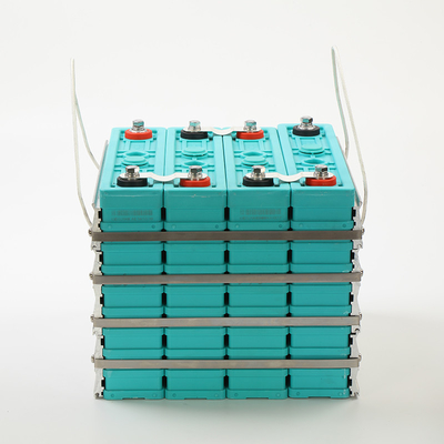 Bon prix 12.8v lithium fer phosphate batterie cellule 200Ah batterie au lithium pour système de stockage d'énergie en ligne