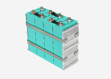 Bon prix 20Ah batterie d'ion de lithium de 12 volts pour le paquet solaire et rechargeable de batterie d'ion de Li en ligne