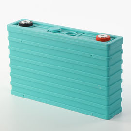 Bon prix remisage à énergie solaire des batteries de 200Ah Lifepo4 pour le rendement élevé à la maison d'ESS en ligne