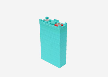Bon prix cellules prismatiques de 3.2v 100ah Lifepo4 pour le conteneur d'ESS/système à énergie solaire de stockage en ligne