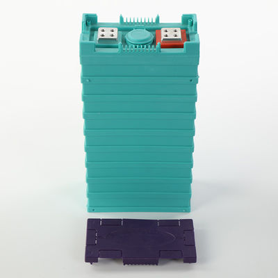 Bon prix Cellule de batterie du lithium 3.2V 100Ah lifepo4 12V 24V 48V pour le stockage solaire en ligne