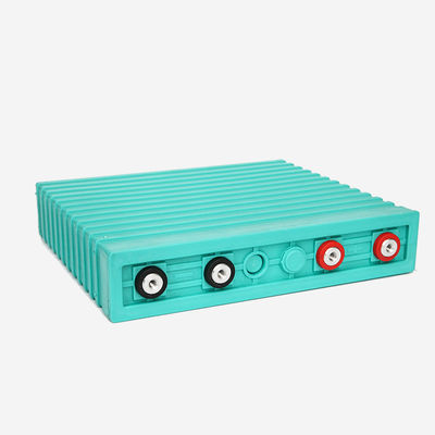 Bon prix 3000 lithium prismatique Ion Batteries des cycles 3.2V 400Ah en ligne