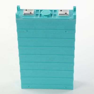 Bon prix Lithium prismatique Ion Battery de la voiture électrique 50Ah 3.2V en ligne