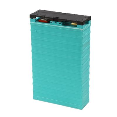 Bon prix Lithium prismatique Ion Battery Big Capacity Lifepo du stockage de l'énergie 3.2V 200Ah 4 GBS-LFP200Ah-C en ligne