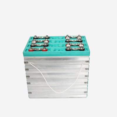 Bon prix Lithium prismatique Ion Battery de 3.2V 300Ah LiFePO4 en ligne